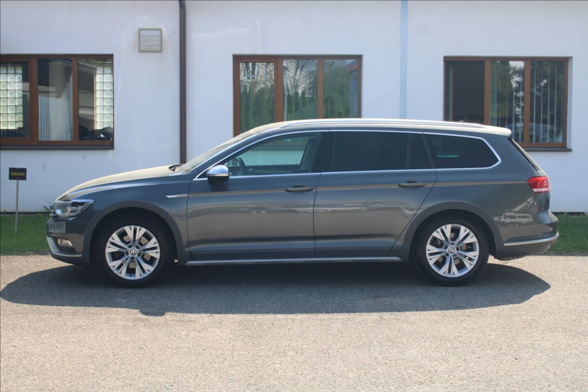 Volkswagen PASSAT - 7