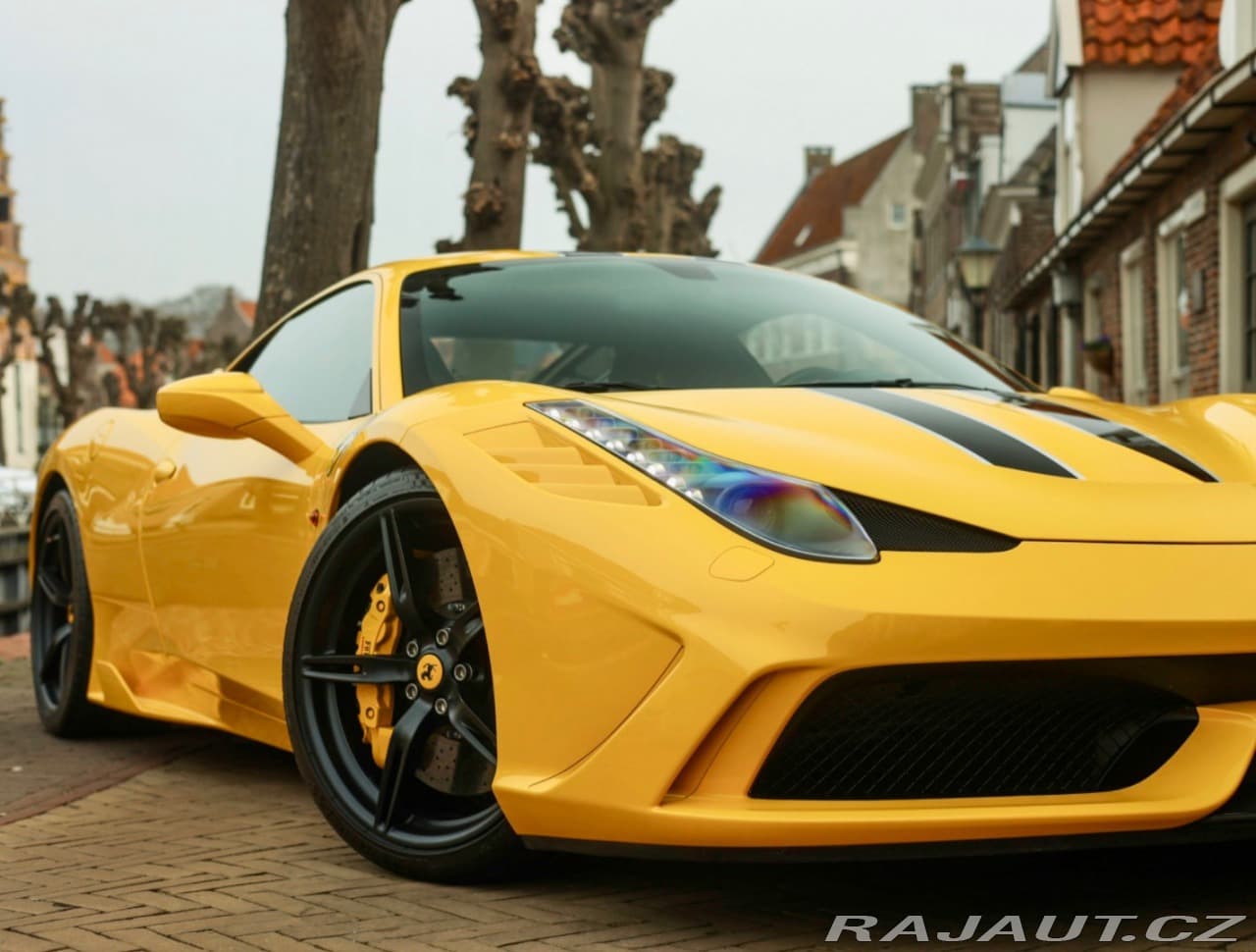 2015 Ferrari 458 - 3