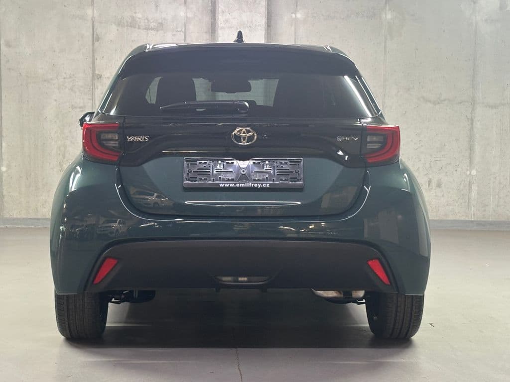2025 Toyota YARIS - 6