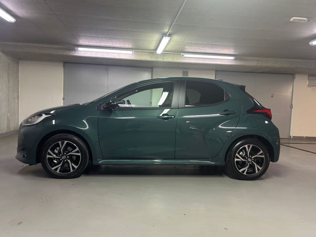 2025 Toyota YARIS - 8