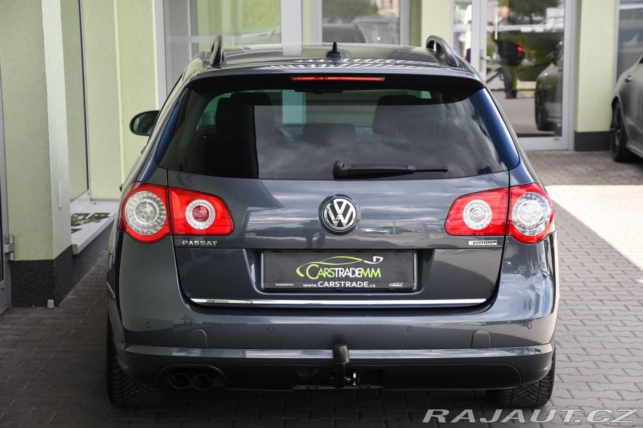 2010 Volkswagen PASSAT - 9