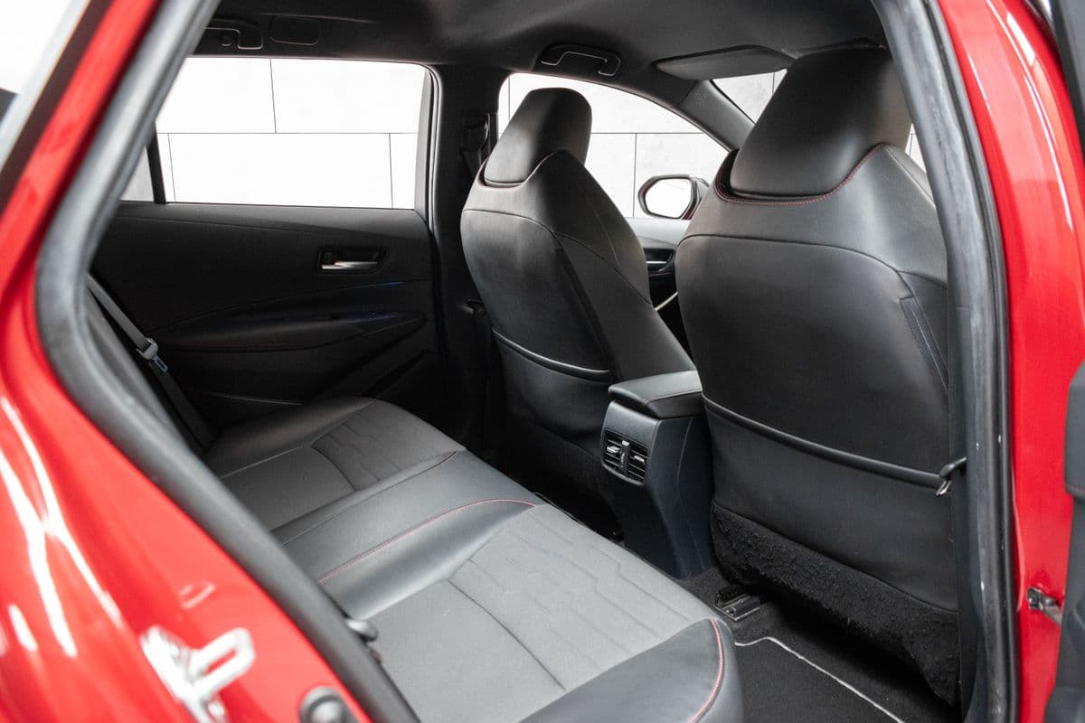 2019 Toyota COROLLA - 13
