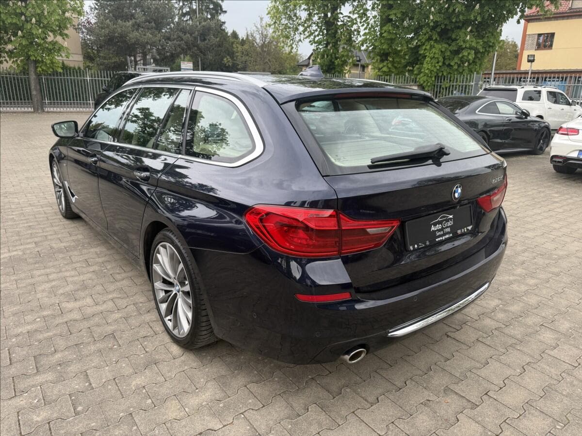 2019 BMW 5-SERIES - 4