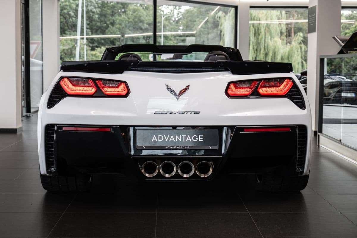 2017 Chevrolet CORVETTE - 3