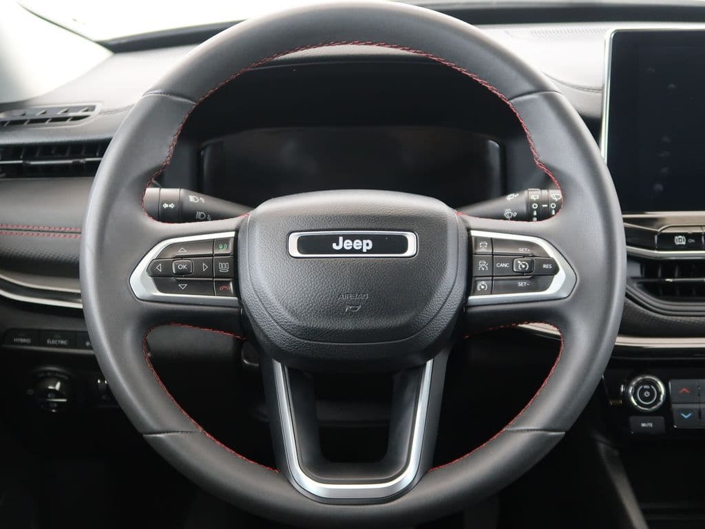 2023 Jeep COMPASS - 14