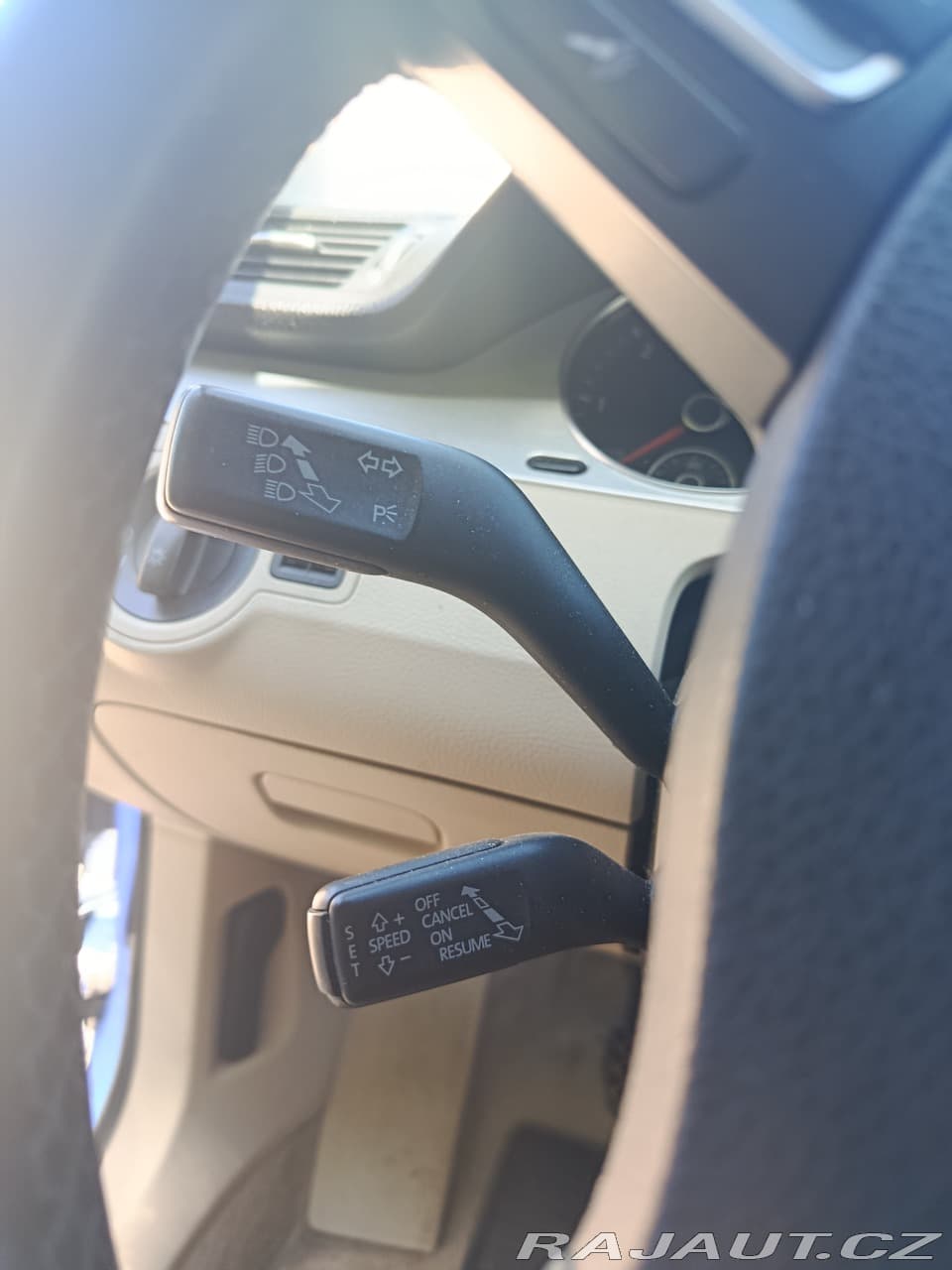 2009 Volkswagen PASSAT - 14