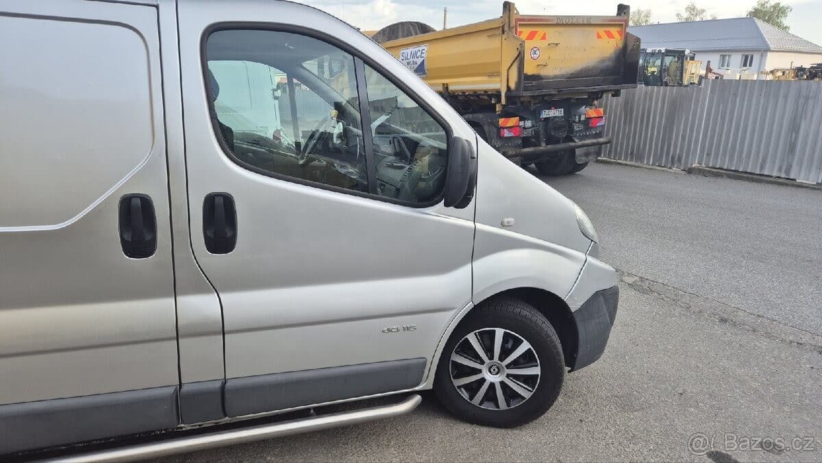 2010 Renault TRAFIC - 27