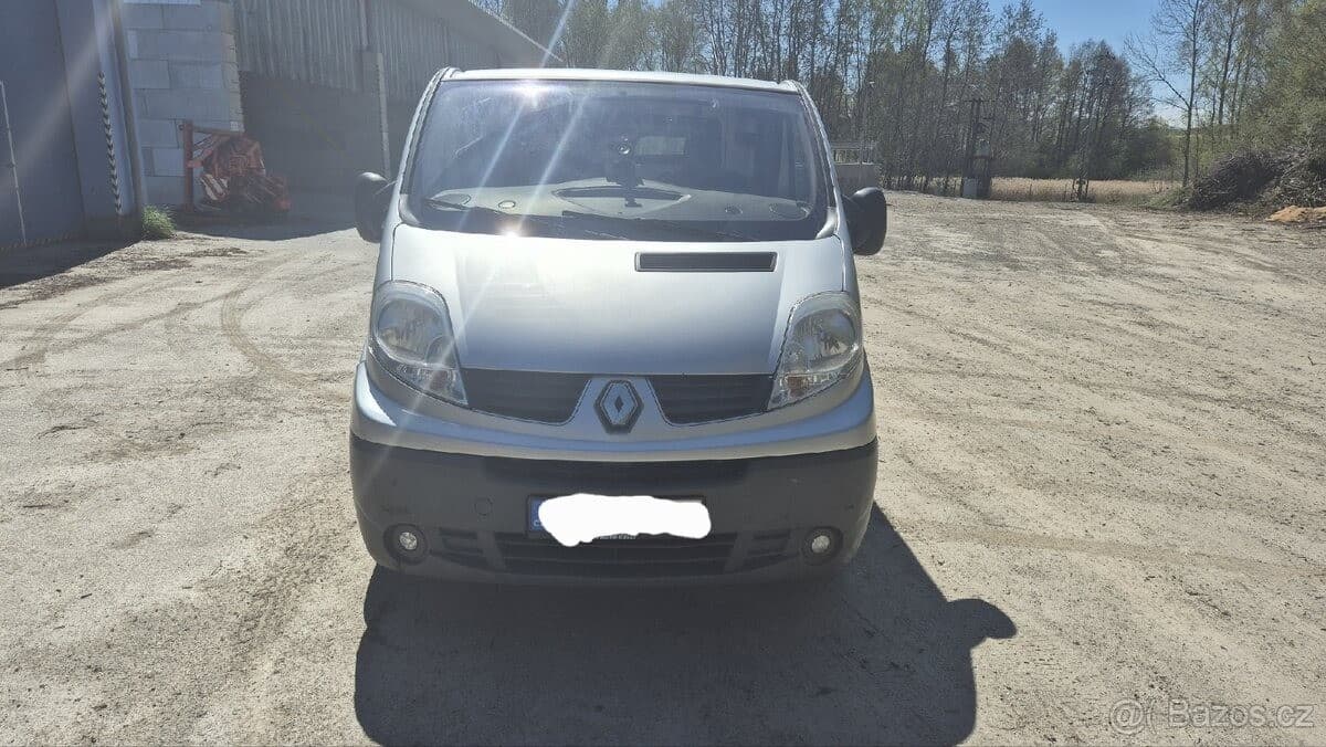 2010 Renault TRAFIC - 9