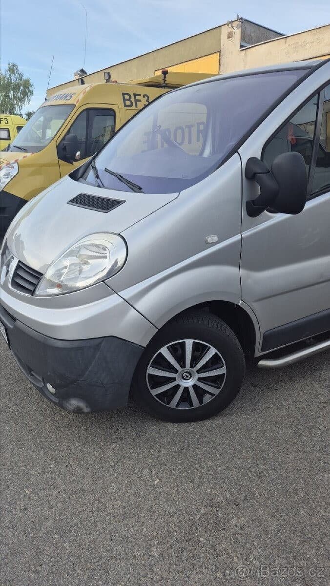 2010 Renault TRAFIC - 15