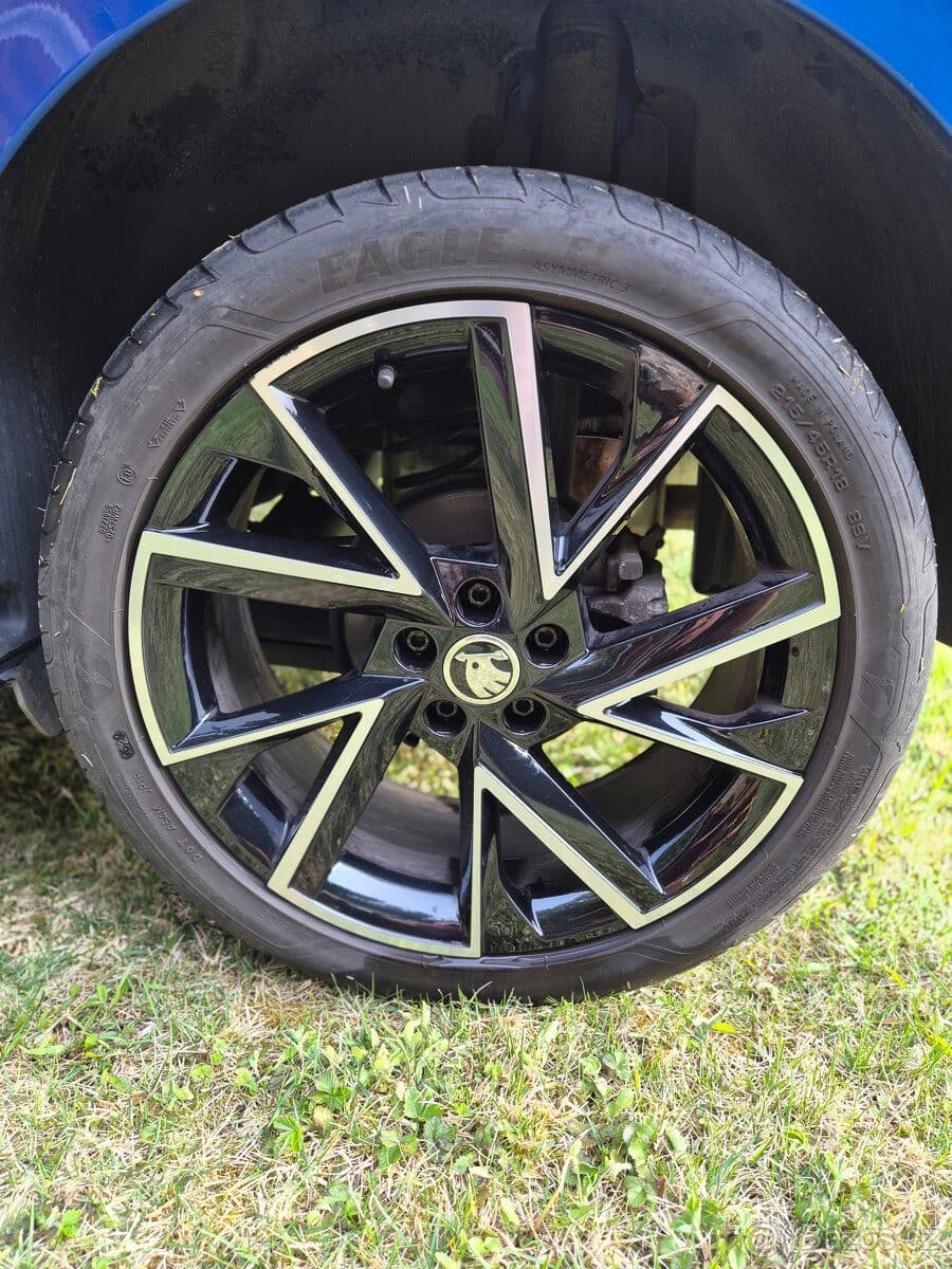 2020 Škoda KAMIQ - 15