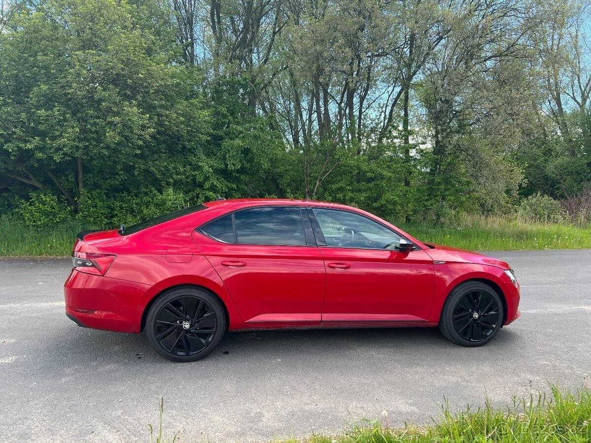 2021 Škoda SUPERB - 13