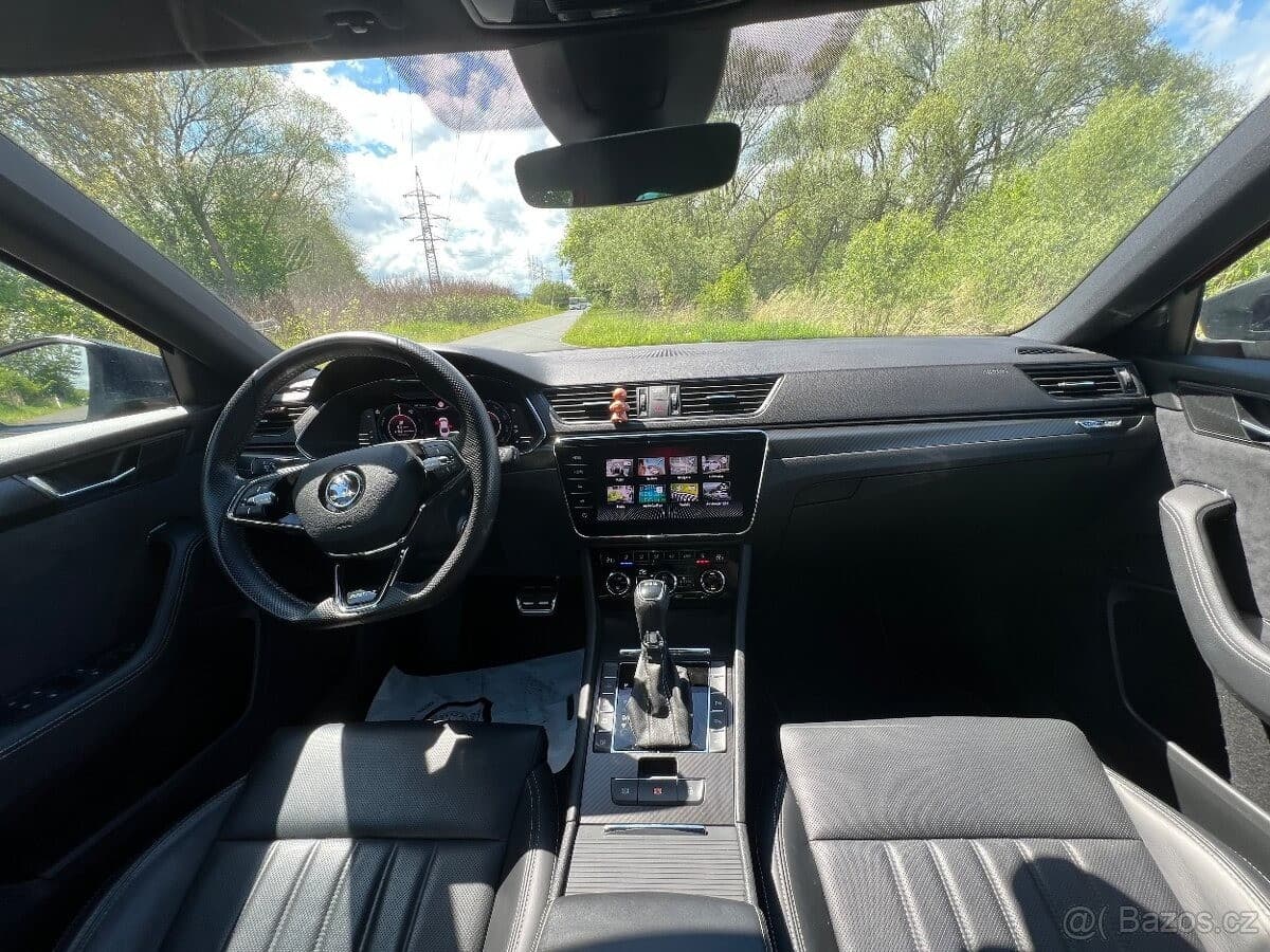 2021 Škoda SUPERB - 8