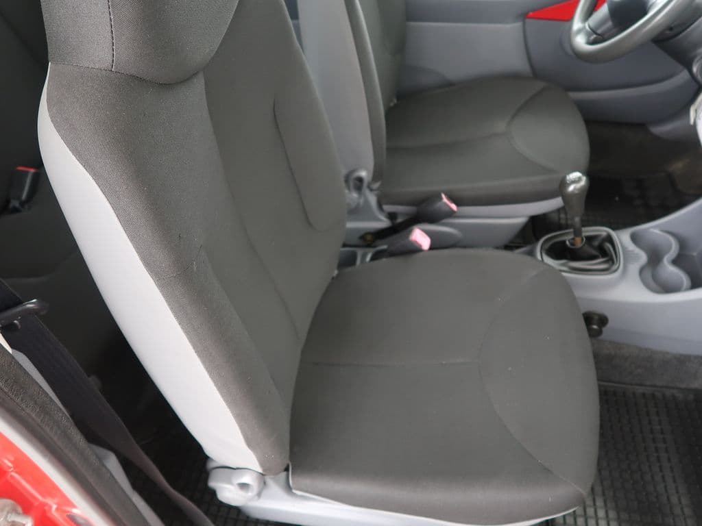 2006 Toyota AYGO - 13