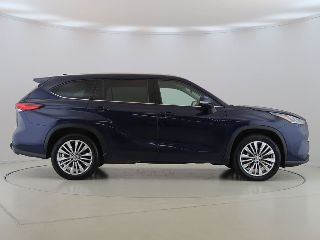 2022 Toyota HIGHLANDER - 4