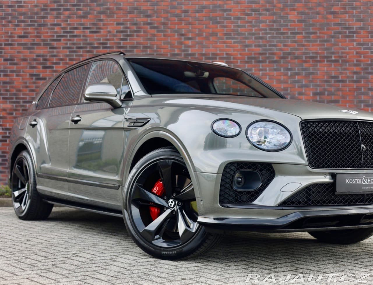 2021 Bentley BENTAYGA - 3