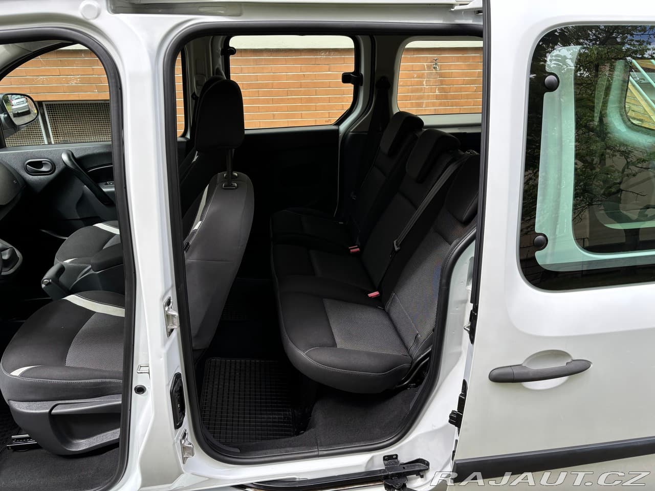 2015 Renault KANGOO - 23