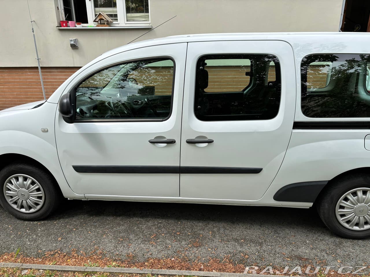 2015 Renault KANGOO - 11