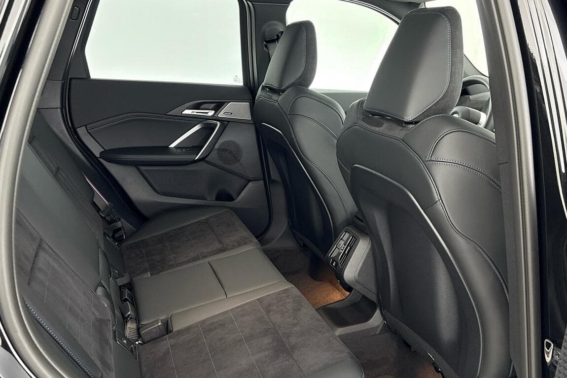 2026 BMW X1 - 12