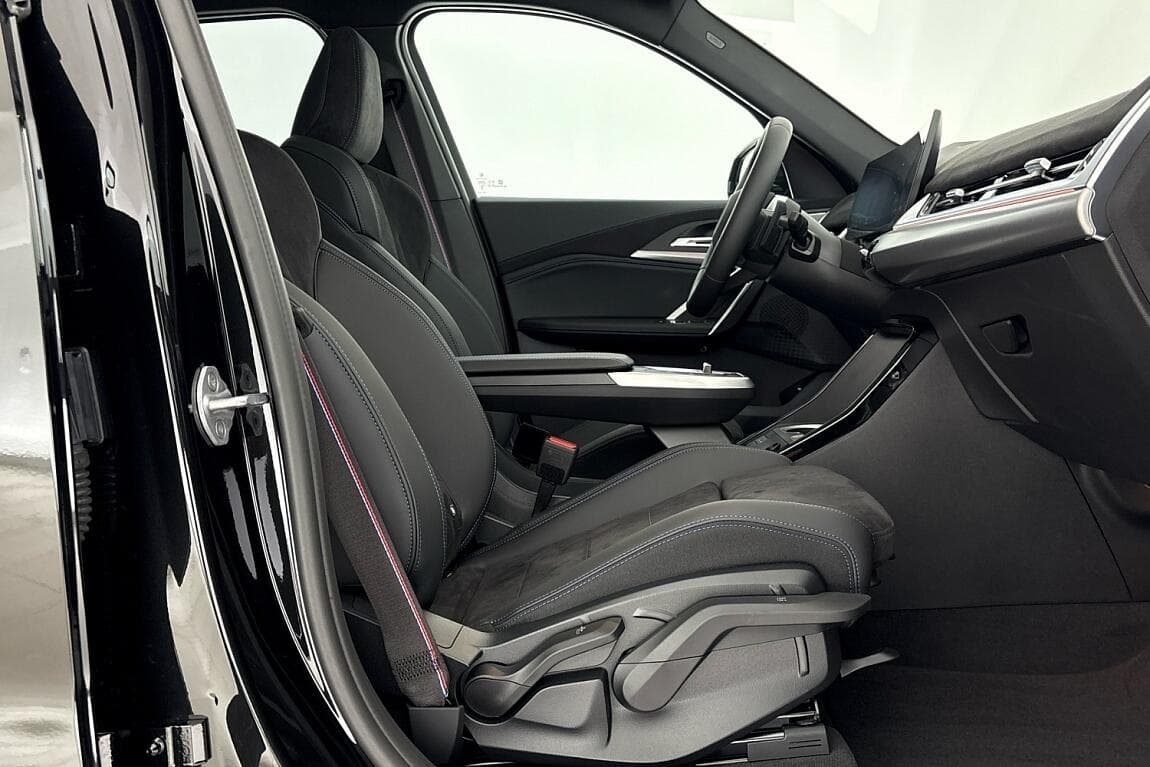 2026 BMW X1 - 13