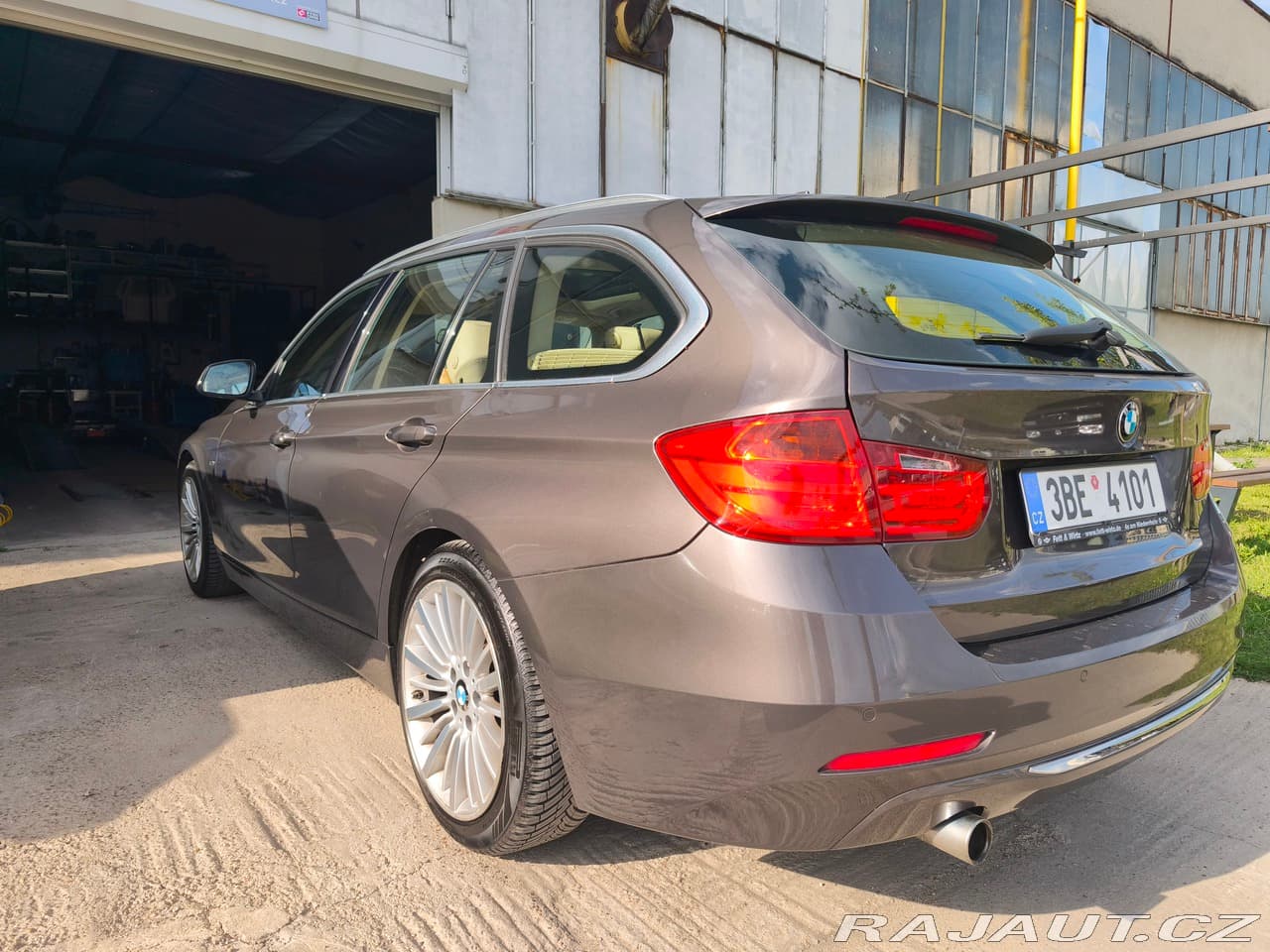 2015 BMW 3-SERIES - 12