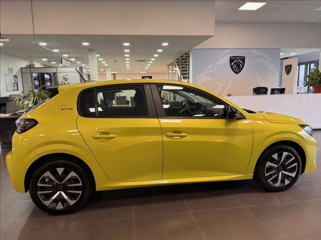 2026 Peugeot 208 - 13
