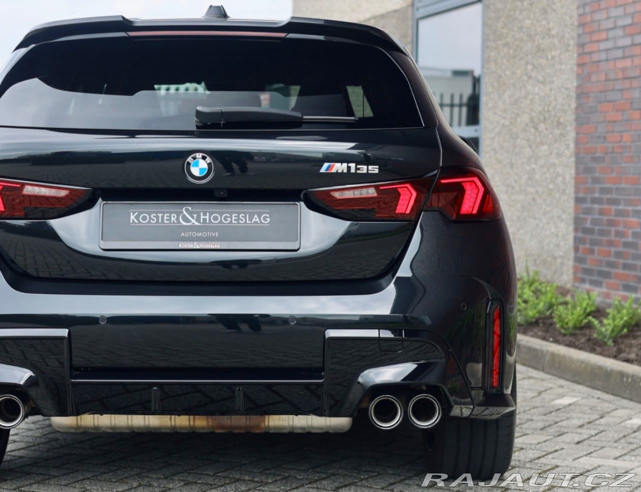 2024 BMW 1-SERIES - 28
