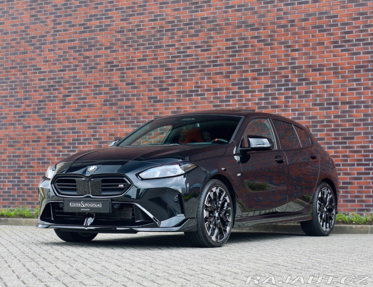 2024 BMW 1-SERIES - 37