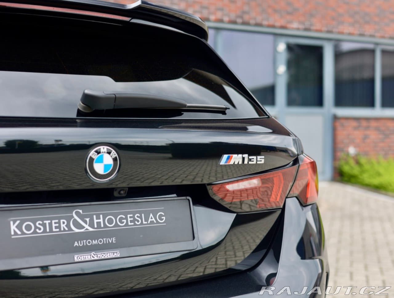 2024 BMW 1-SERIES - 22
