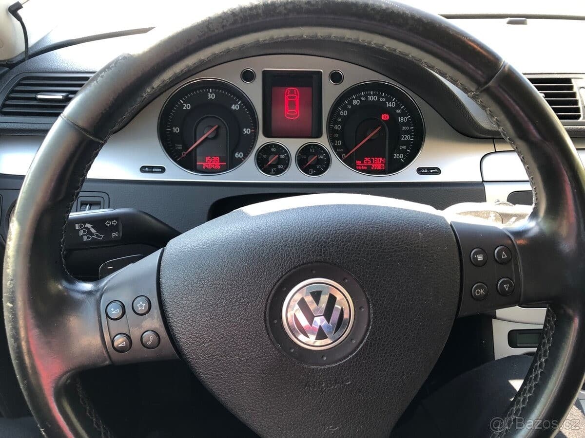 2007 Volkswagen PASSAT - 46