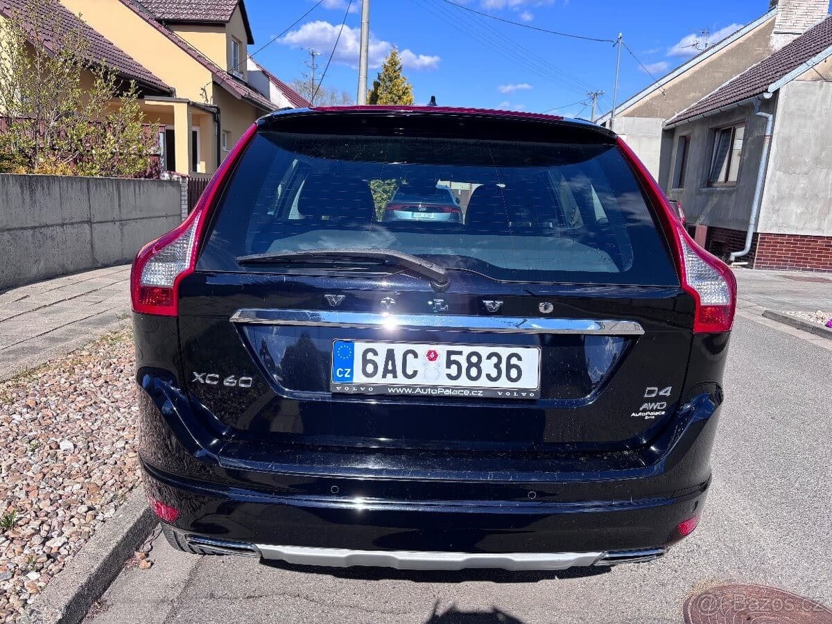 Volvo XC60 - 25