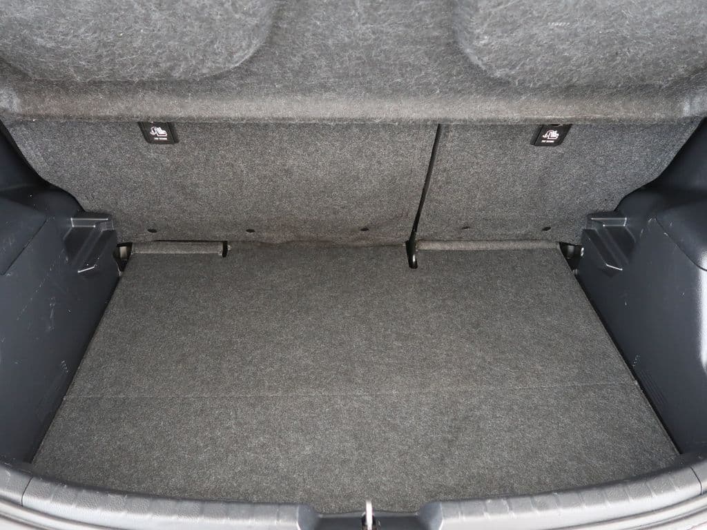 2017 Toyota YARIS - 41