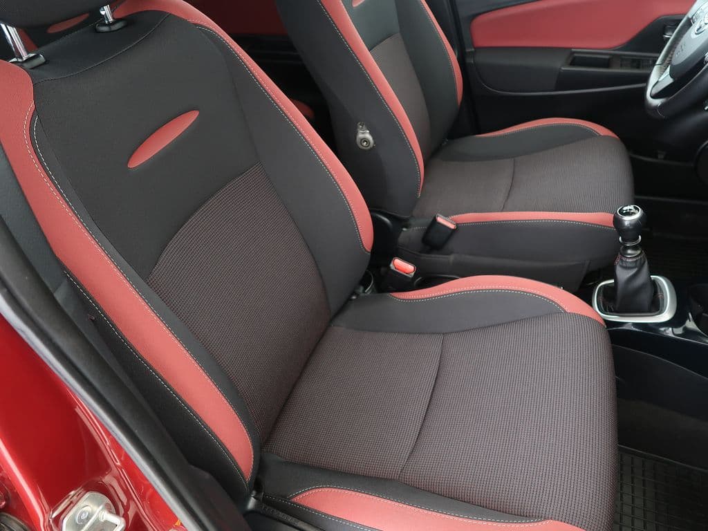 2017 Toyota YARIS - 49