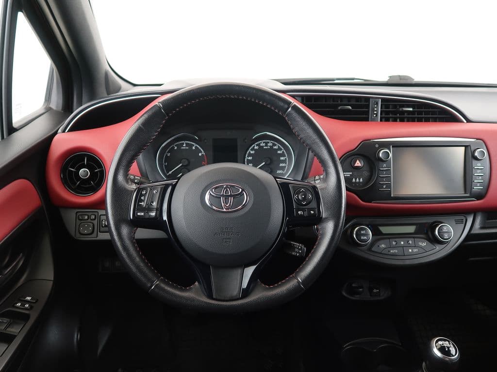 2017 Toyota YARIS - 61
