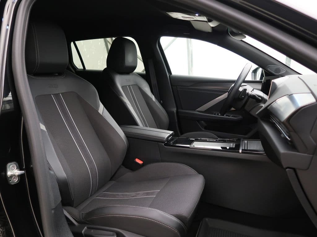 2025 Opel ASTRA - 73