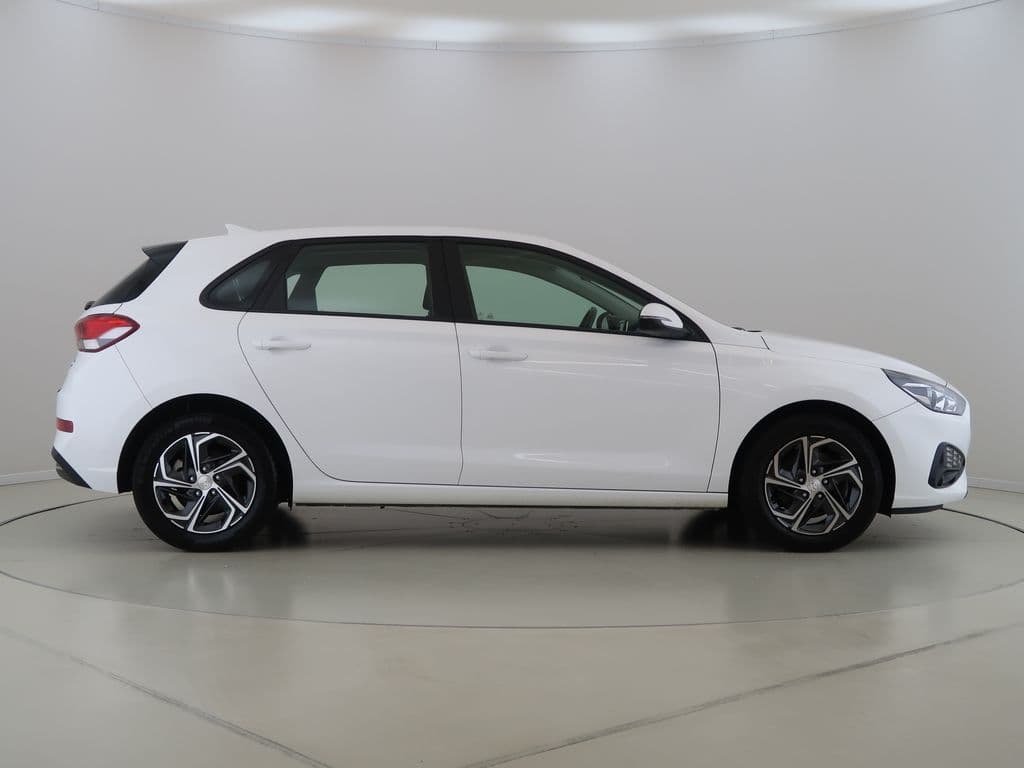 2023 Hyundai i30 - 13