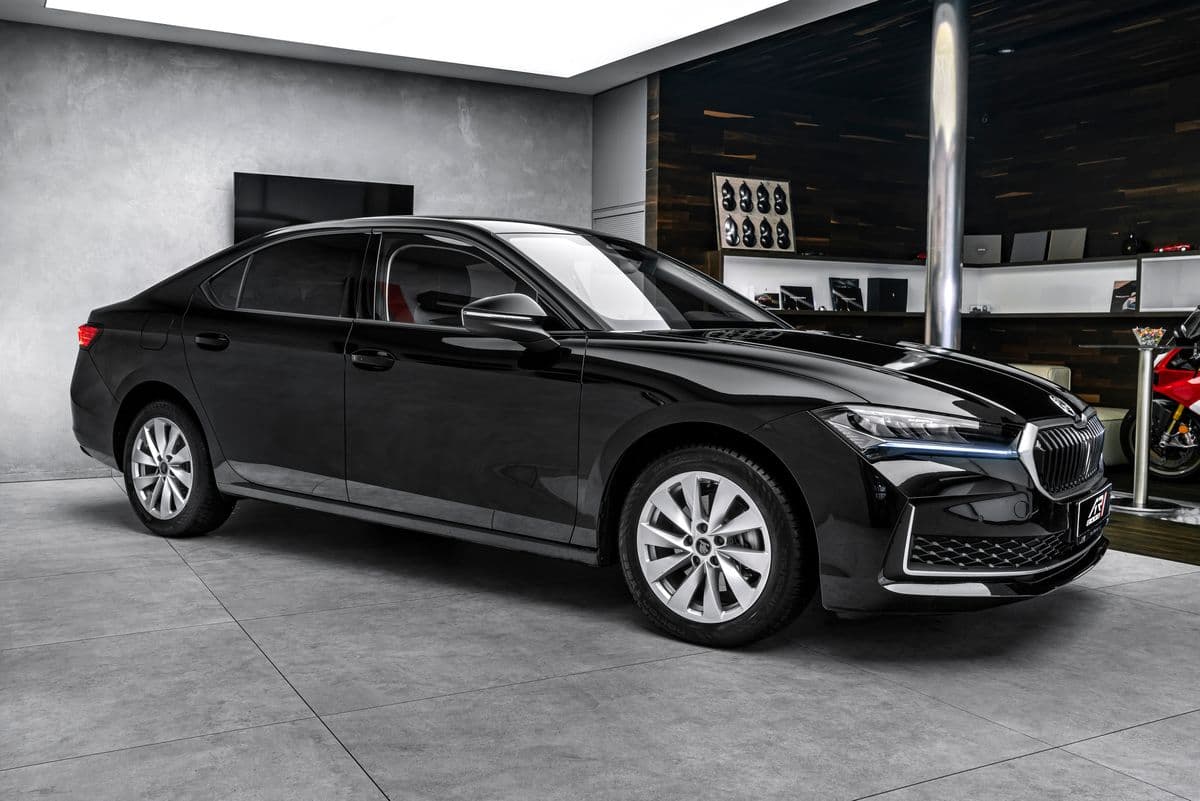 2025 Škoda SUPERB - 13