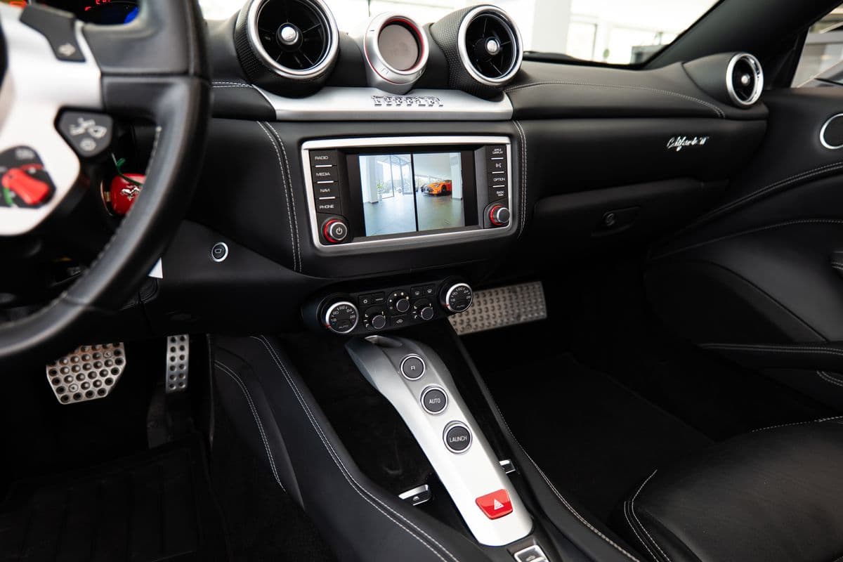 2016 Ferrari CALIFORNIA - 41