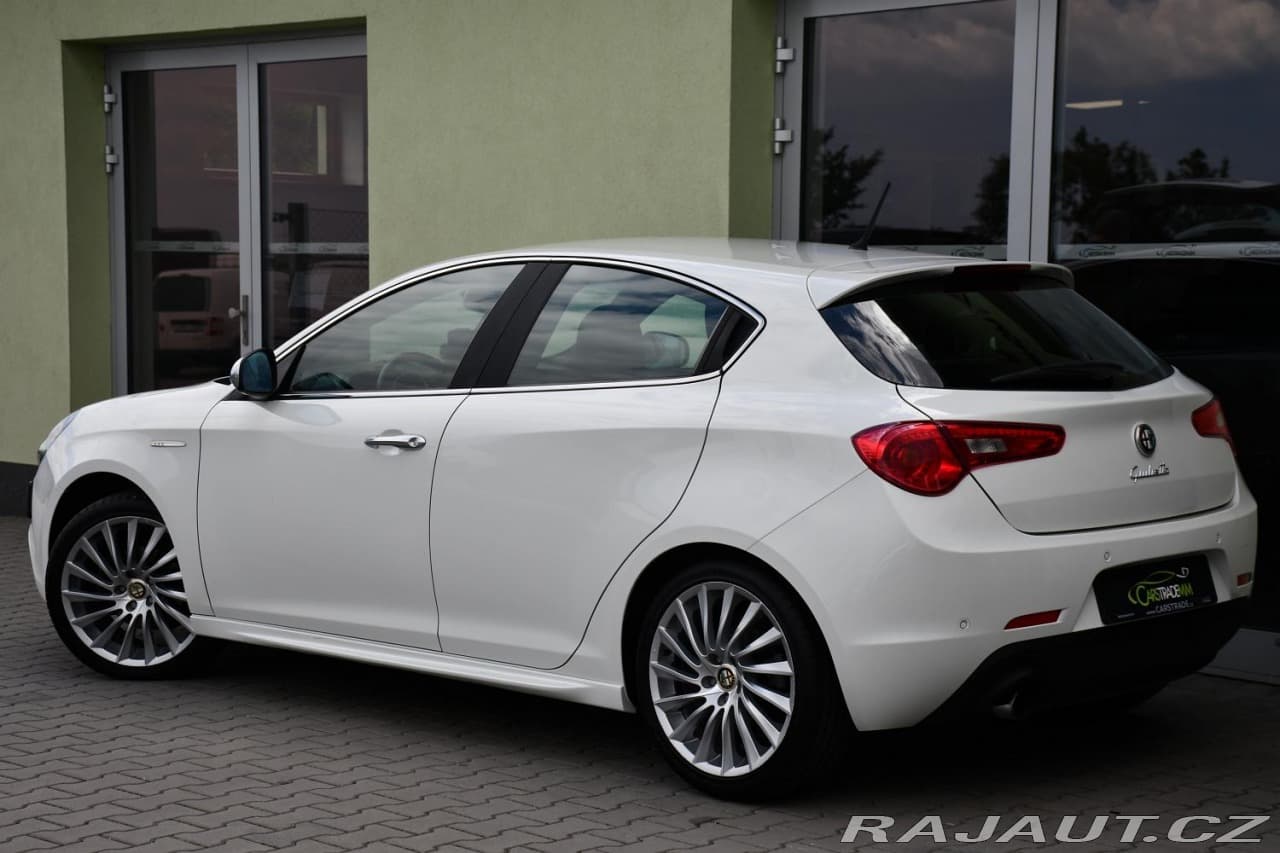 2012 Alfa Romeo GIULIETTA - 9