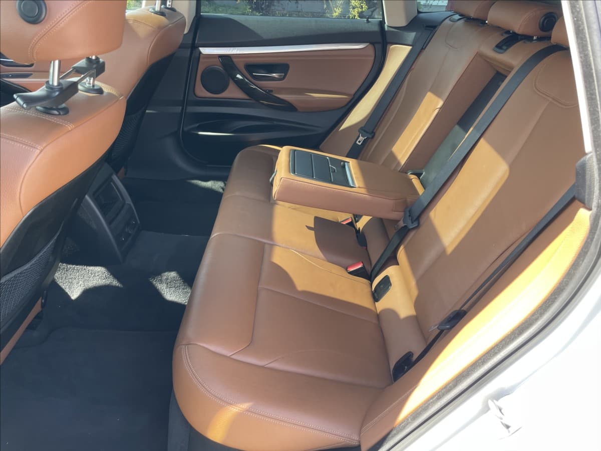 2013 BMW 3-SERIES - 22