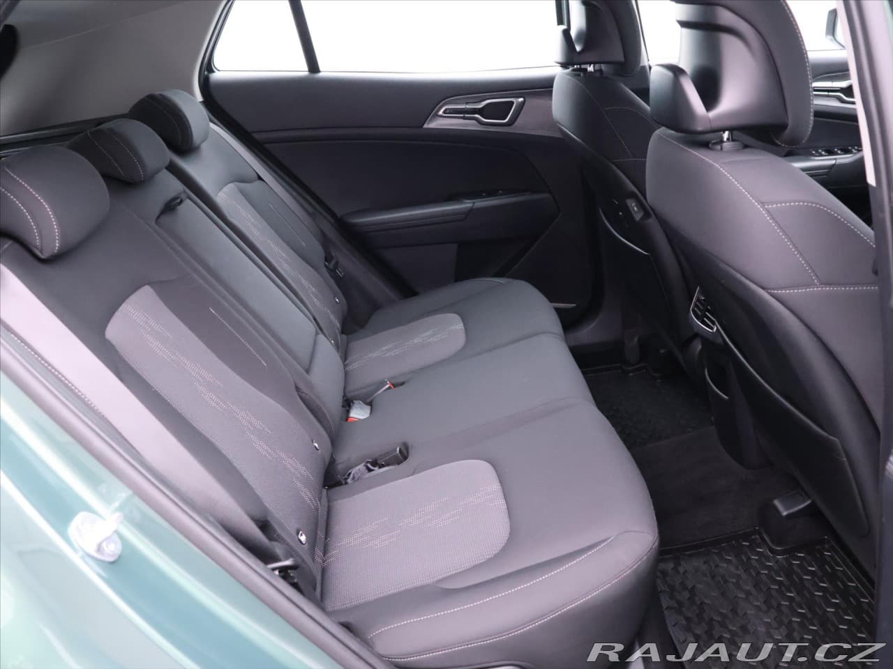 2023 Kia SPORTAGE - 45