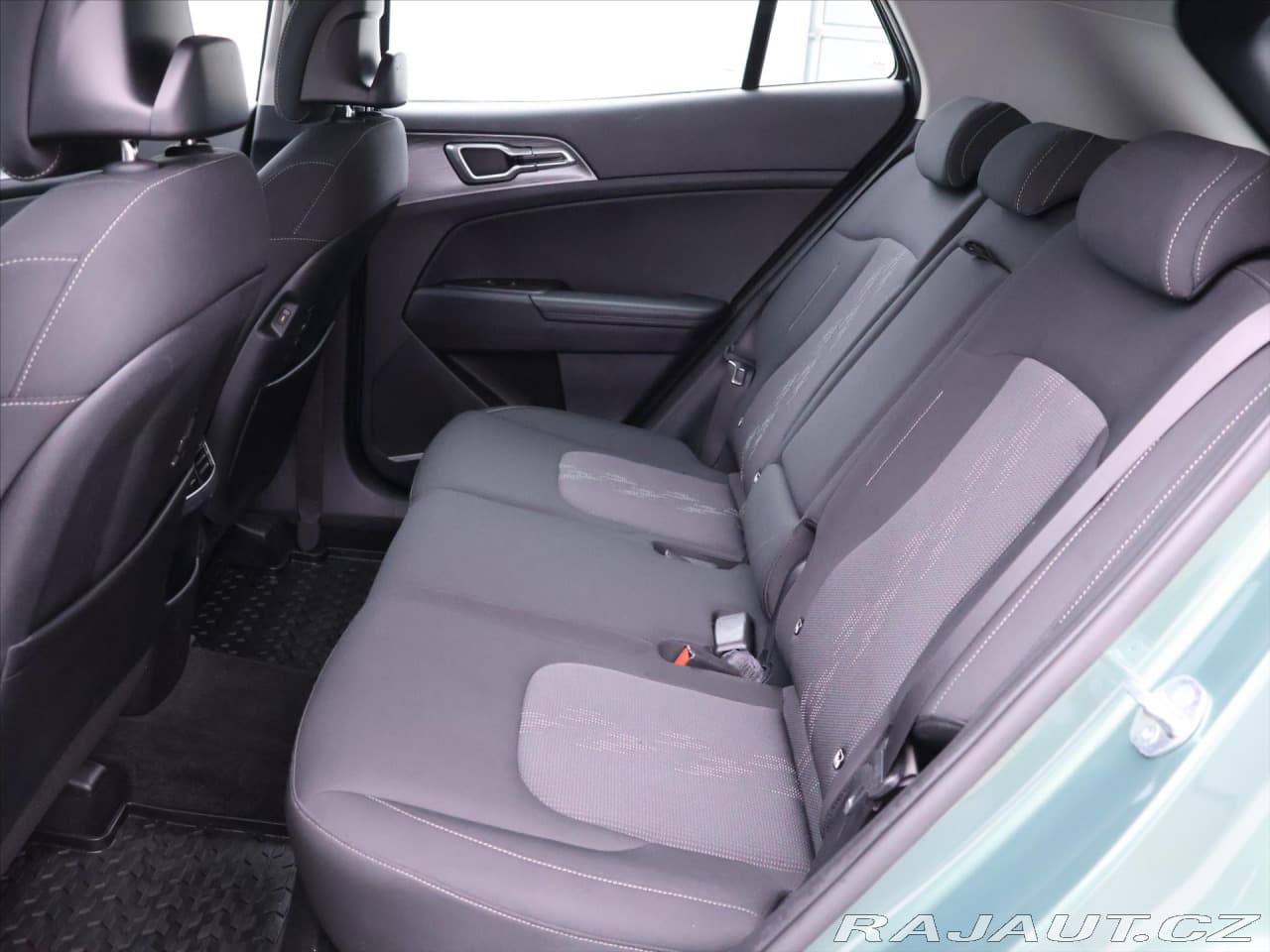 2023 Kia SPORTAGE - 49
