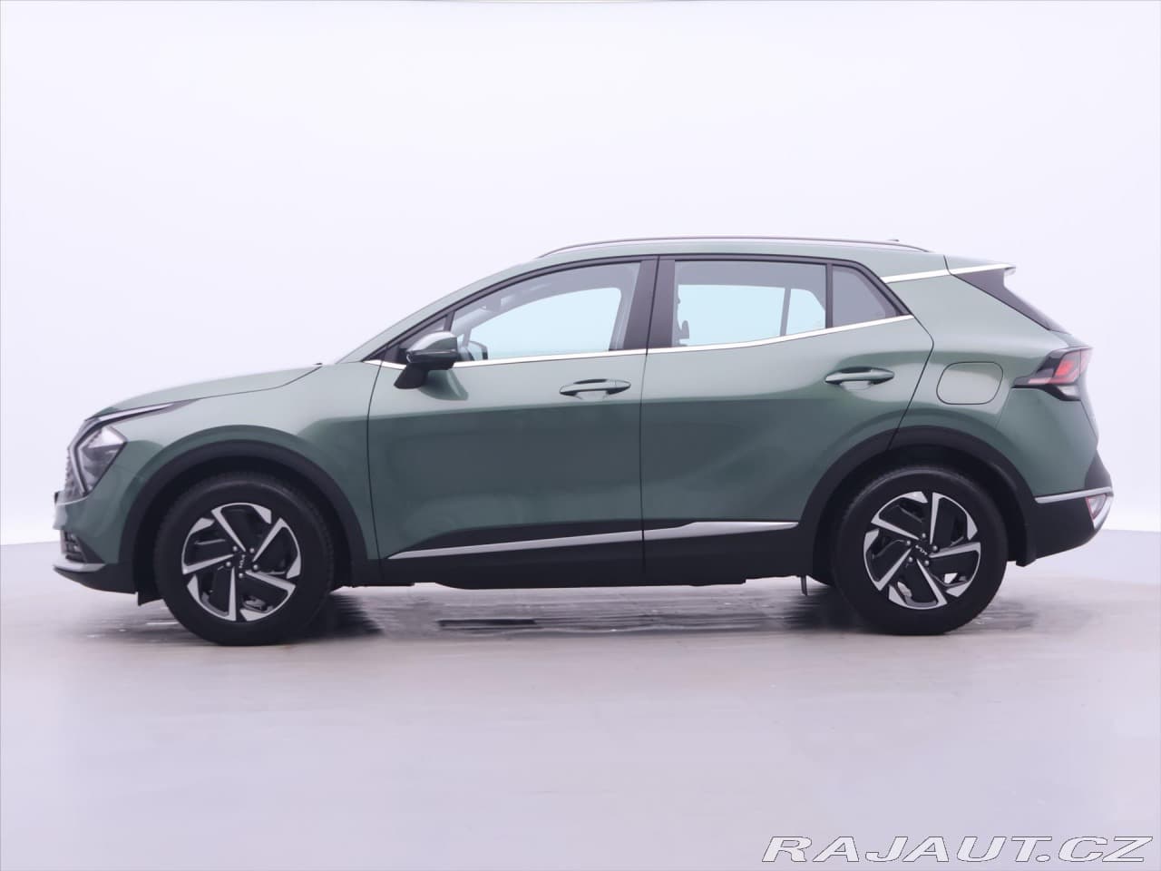 2023 Kia SPORTAGE - 13