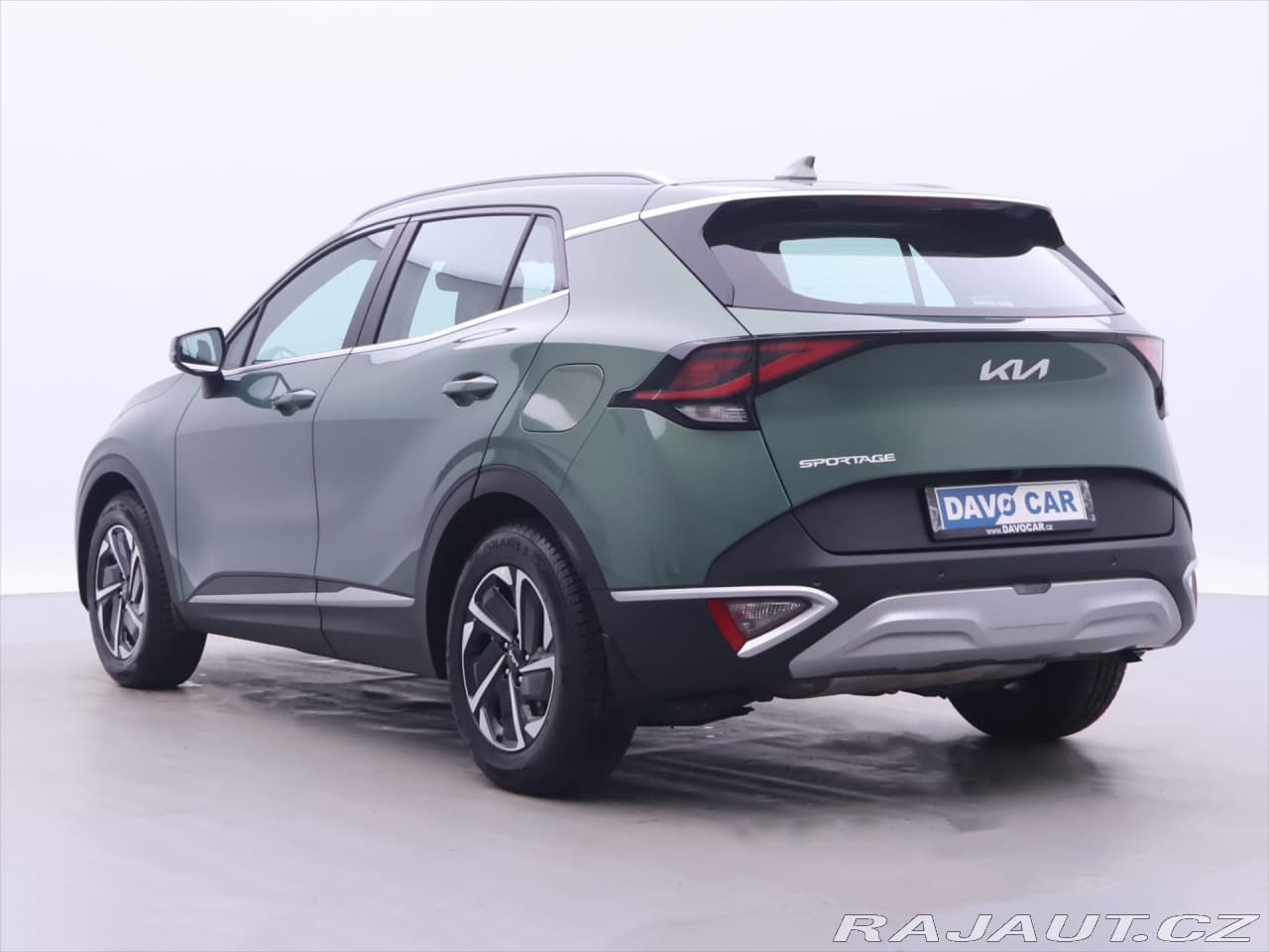 2023 Kia SPORTAGE - 17