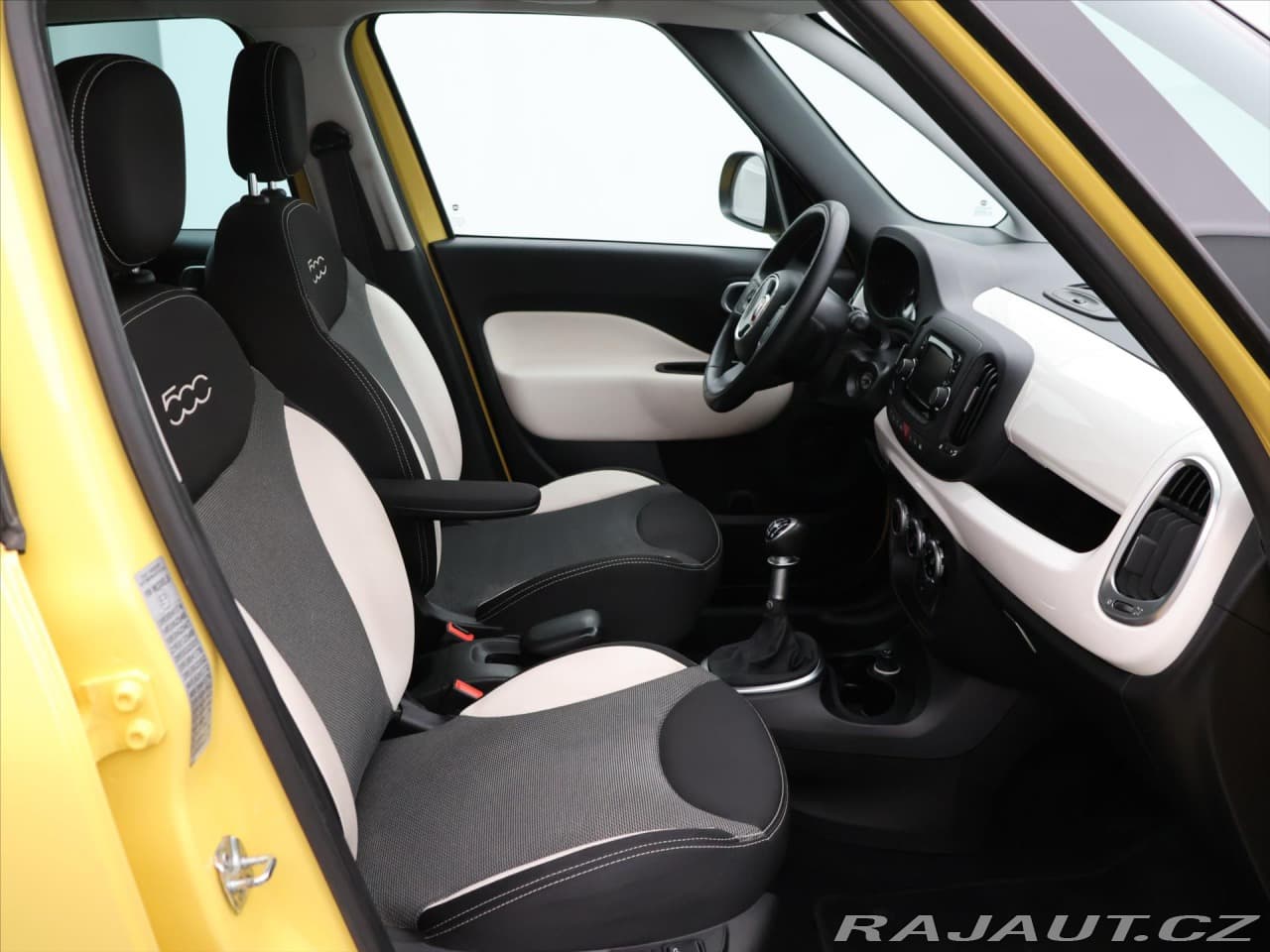 2014 Fiat 500L - 41