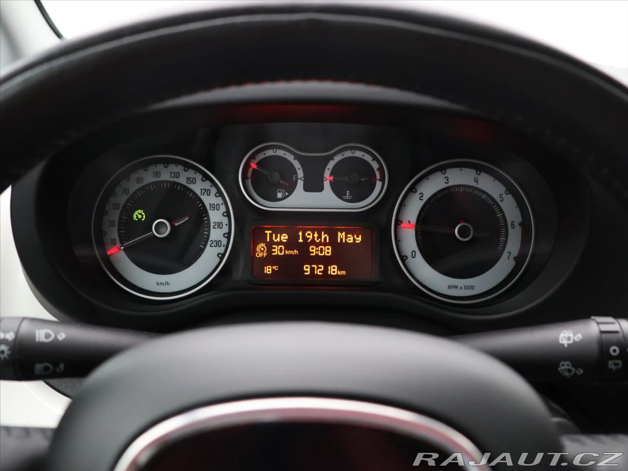 2014 Fiat 500L - 57