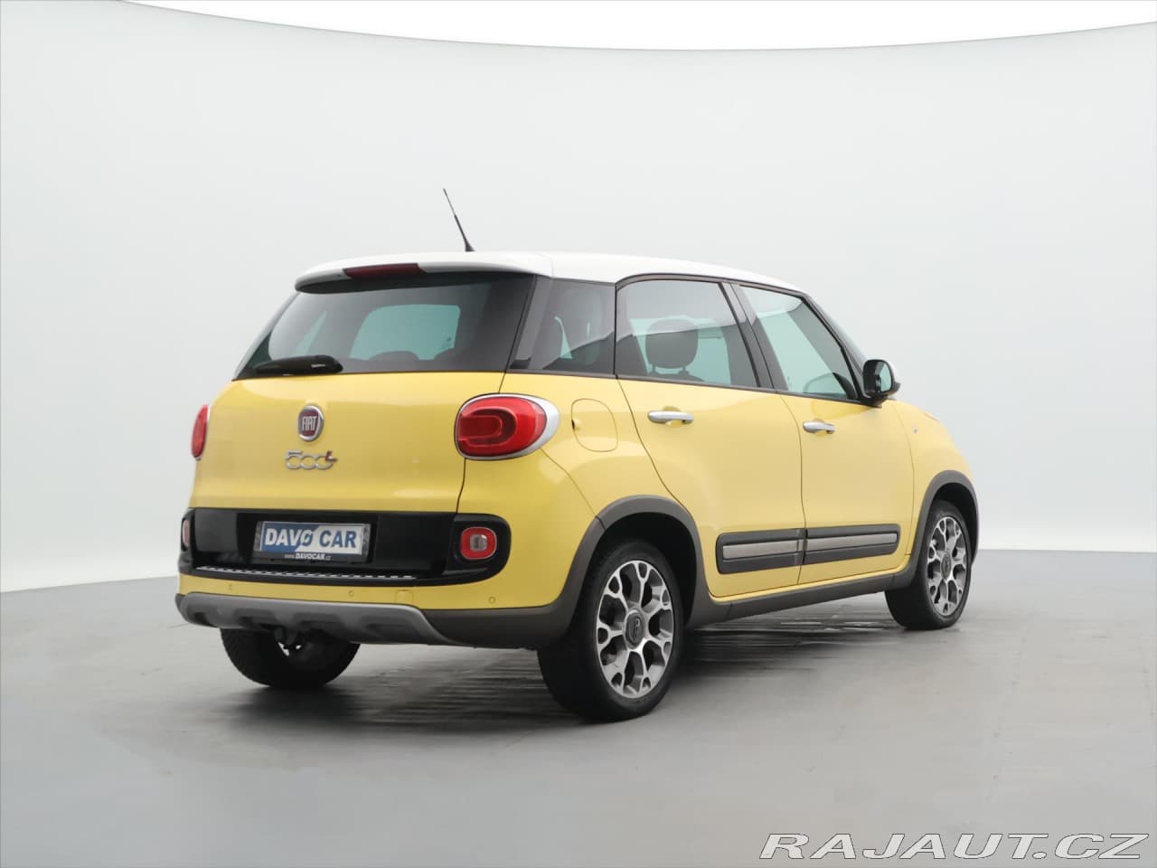 2014 Fiat 500L - 25