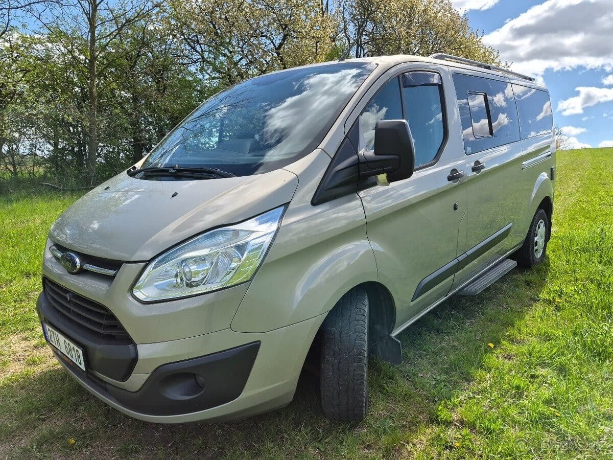 2015 Ford TOURNEO