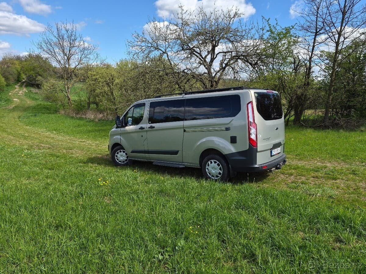 2015 Ford TOURNEO - 5