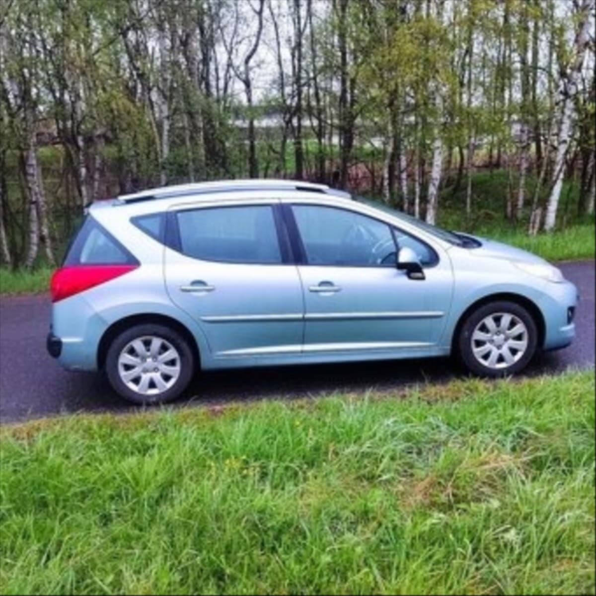 2012 Peugeot 207 - 5