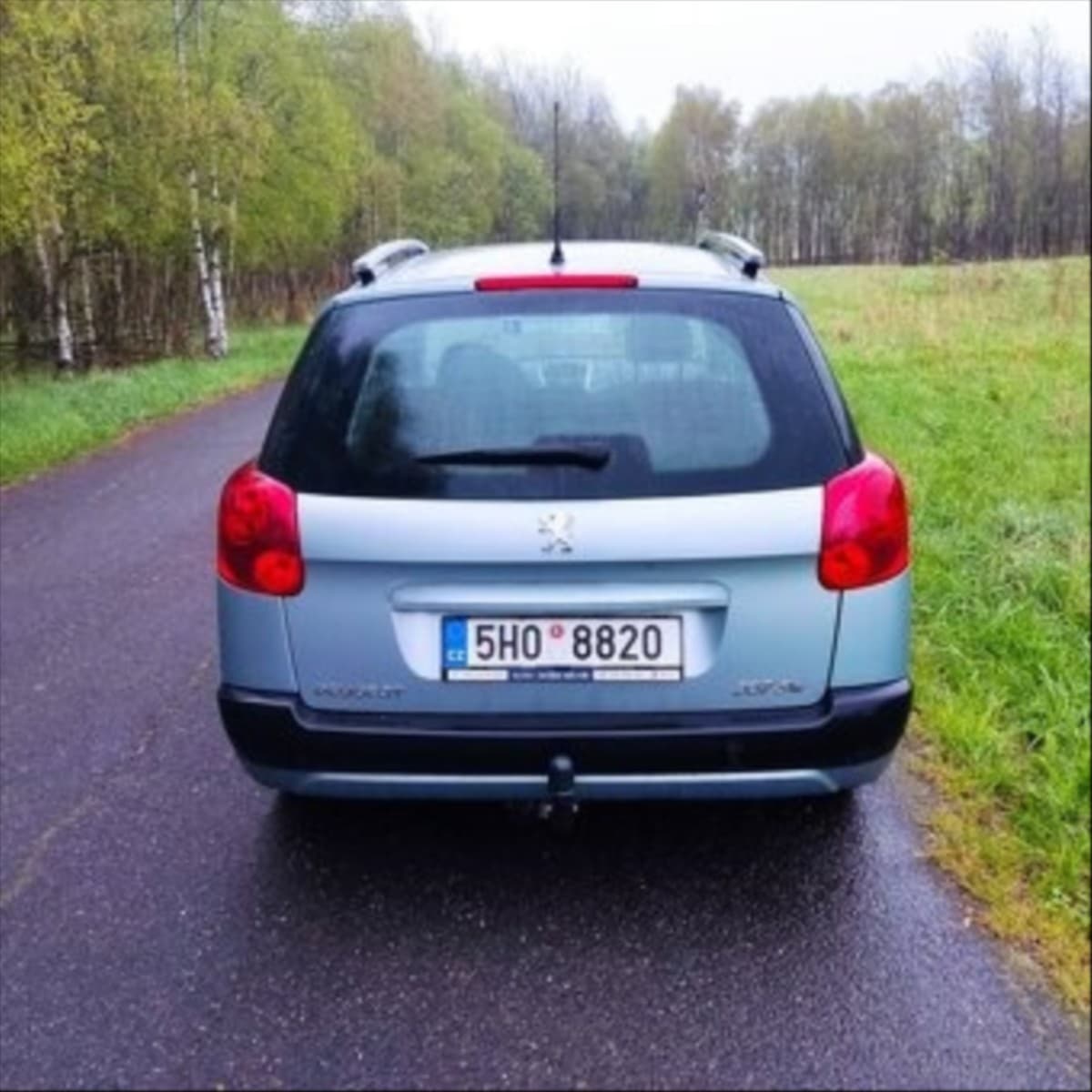 2012 Peugeot 207 - 13